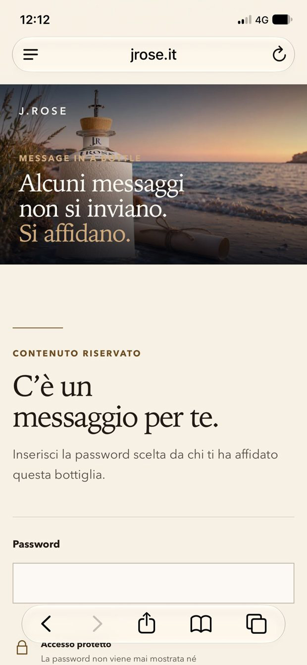 La pagina che vede chi riceve: c'è un messaggio per te, inserisci la password